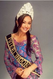 Kasus Angelina Sondakh & Adjie Massaid (Angelina Jadi Terdakwa