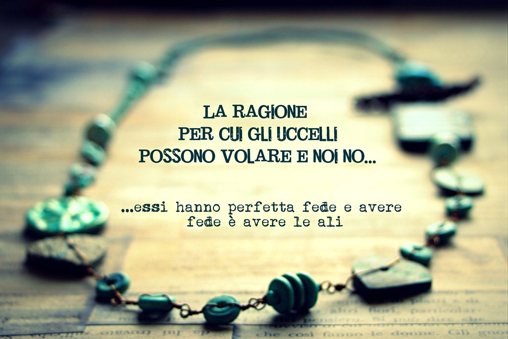 [collana%2520uccellino%2520turchese%255B4%255D.jpg]