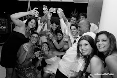 Fotos do evento Alyne e Thiago. Foto numero 070 do fotografo de casamento Miguel Castello, de Brasilia, DF, que faz fotos de casamento (fotografia de casamento), fotos de 15 anos (fotografia de 15 anos), fotos de modelos (ensaios para books fotograficos), fotos de gravidas (fotografia de gestantes), fotos de debutantes, fotojornalismo de casamento, fotojornalismo social e fotografia de moda em estudio. fotos casamento distrito federal brasilia de 15 anos df brasília books modelos ensaio fotografico gravidas gravida festa festas book moda vestidos maquiagem noiva cartão mensagem convites bouquet noivas buque tulipas