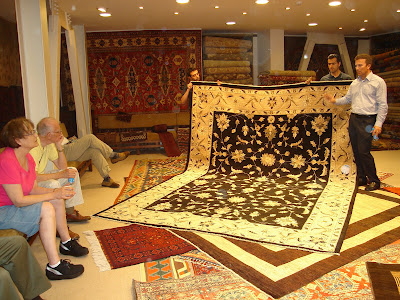 Day3: Watching the amazing Rug presentation, a sight to see!