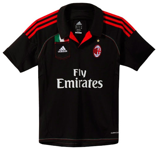 [Imagen: Tercera%252520camiseta%252520del%252520M...25255D.jpg]