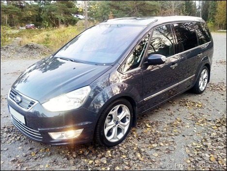 Ford-Galaxy-Midnight-Blue-Front-18-rims