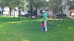 Cuz- Cuz en el parque con su familia cerrando el año felizmente