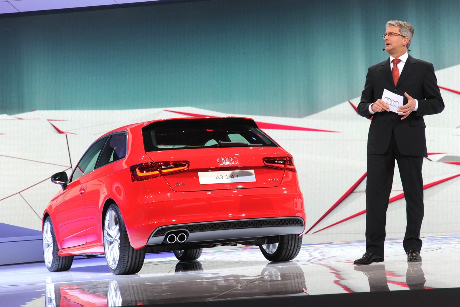 [Image: 2013-Audi-A3-9%25255B2%25255D.jpg]