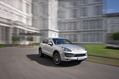 2013-Porsche-Cayenne-Diesel-02