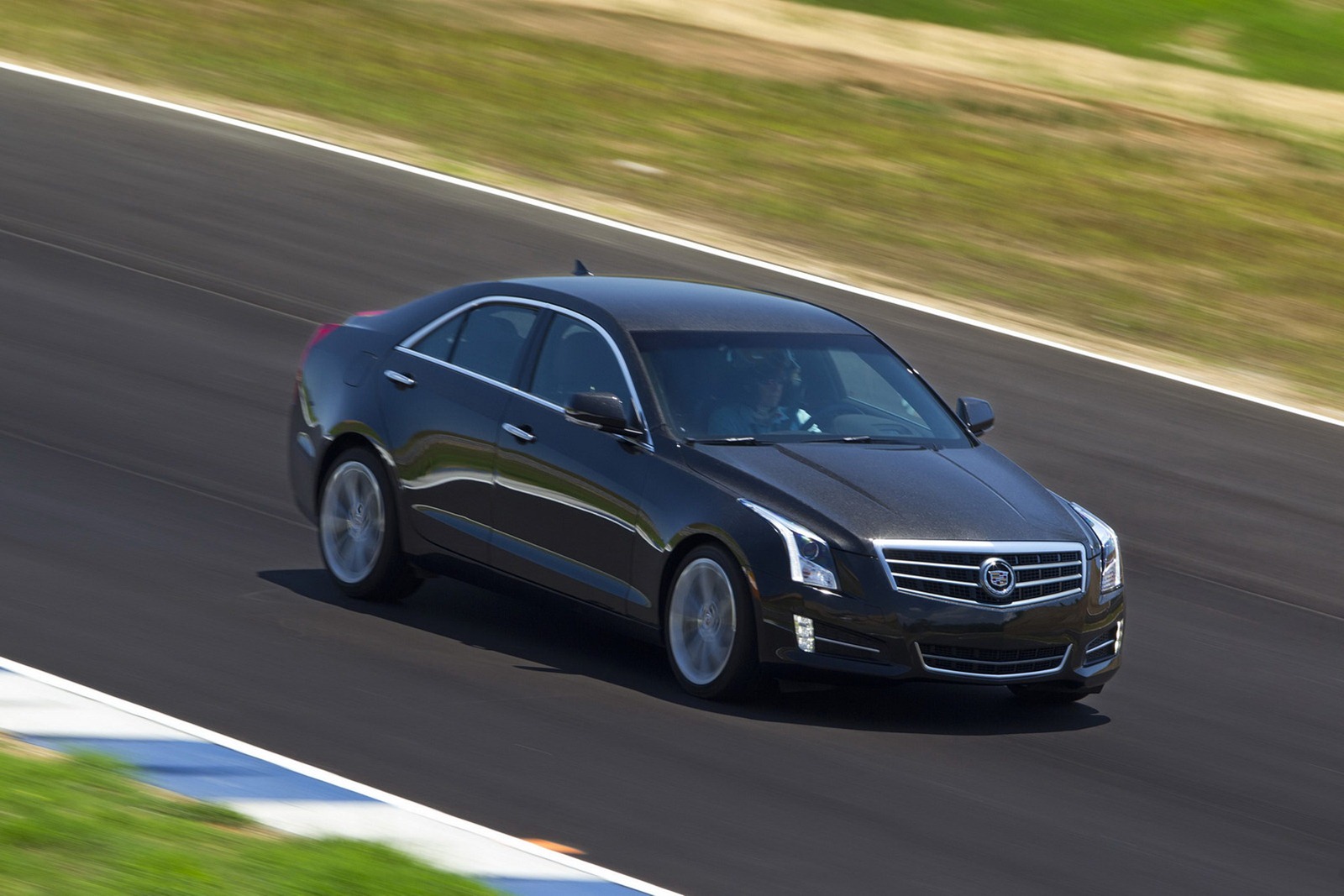 [2013-Cadillac-ATS-107%255B2%255D.jpg]