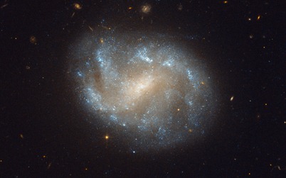 galáxia NGC 1483