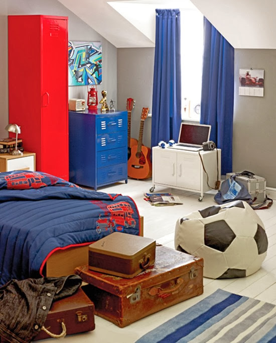 football-inspired-boys-room