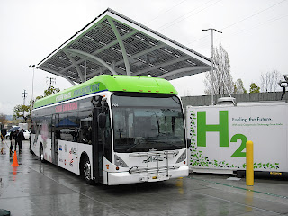AC Transit Opens Solar-Boosted H2 Fueling Station