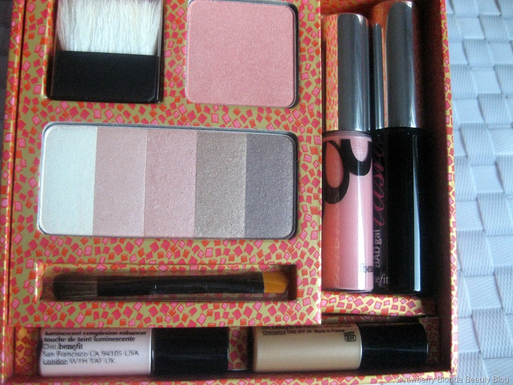 [Benefit-Away-we-Glow-kit-palette-review-swatches%255B4%255D.jpg]