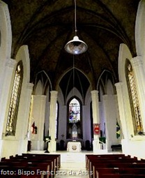 INTERIOR DO TEMPLO PEQ