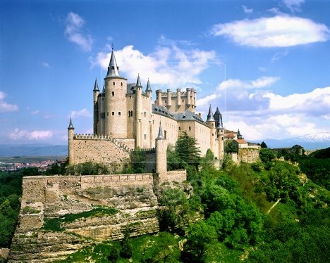 [Spain-Segovia-Alcazar-Castle7.jpg]