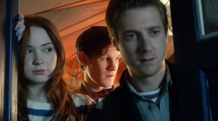 [Doctor.Who.2005.7x02.Dinosaurs.On.A.Spaceship.HDTV.x264-FoV.mp4_snapshot_43.22_%255B2012.09.10_21.57.35%255D%255B2%255D.jpg]