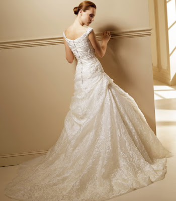 Modelo Maxim - Colección Volumes - La Sposa 2008