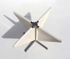 square top Plano table by Giancarlo Piretti for Anonima Castelli, white
