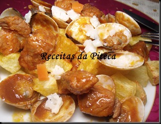 Carne de porco à Alentejana. Carne de porco à Alentejana.