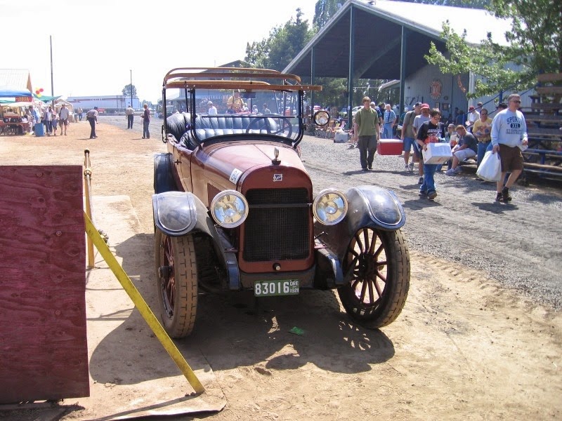 [IMG_2422-1921-Buick-Touring-Car-at-A.jpg]