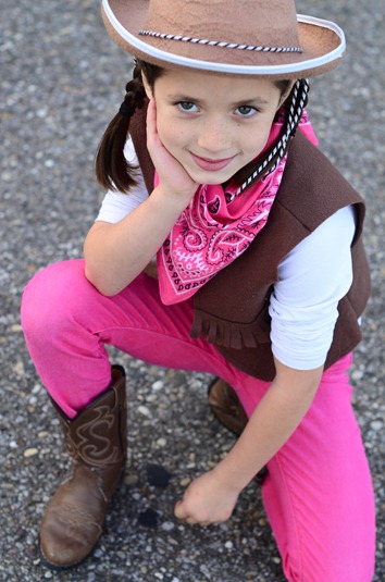 [Megan---Cowgirl64.jpg]