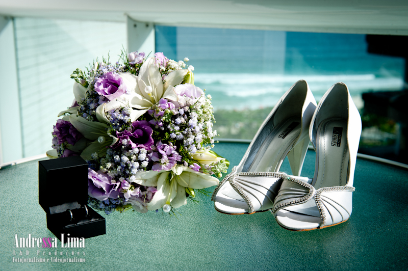 Fotos de Casamento Priscila e Carlos. Foto numero 3 do estudio L&D Producoes, do Rio de Janeiro, RJ. Andressa Lima e equipe fazem fotos de casamento (fotografias de casamentos), fotos de making-of (making of de noiva), fotos de eventos sociais, fotos de casal (ensaios fotograficos de e-session), videos de casamento (filmagem de casamentos), videos de making-of e videos de eventos sociais. Fotojornalismo e videojornalismo no Rio de Janeiro, RJ. fotos casamento rio de janeiro fotografias casal rj foto eventos noiva ensaio fotografico galeria noivas fotografo evento casar retrato fotografía modelos casamentos fotografos boda convites penteados