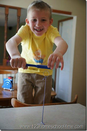Making a ring FLY using Magnetism from Ultimate Science Curriculum Making a ring FLY using Magnetism from Ultimate Science Curriculum