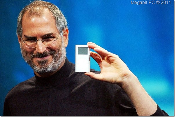 Steve Jobs en el lanzamiento de una de las ediciones del iPod en 2004