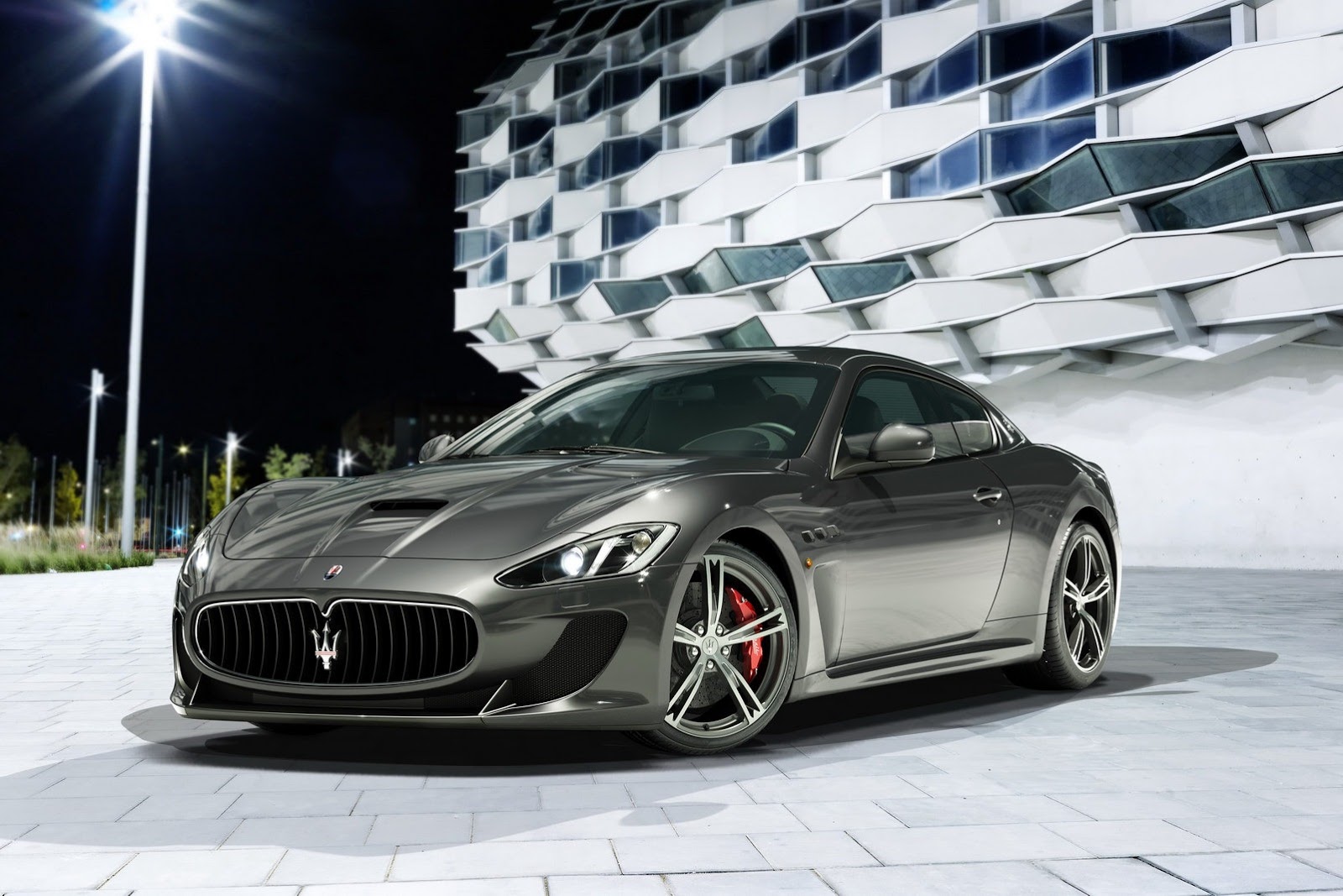 [Maserati-GranTurismo-MC-Stradale-2%255B3%255D.jpg]