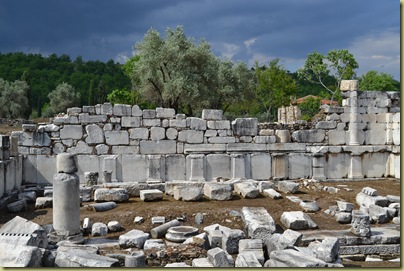 Stratonikeia Gymnasium Wall showing damage Stratonikeia Gymnasium Wall showing damage