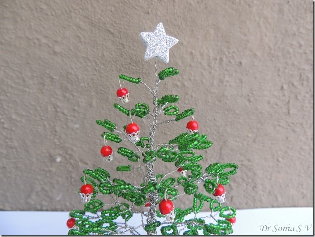 Beaded tutorial árbol 17