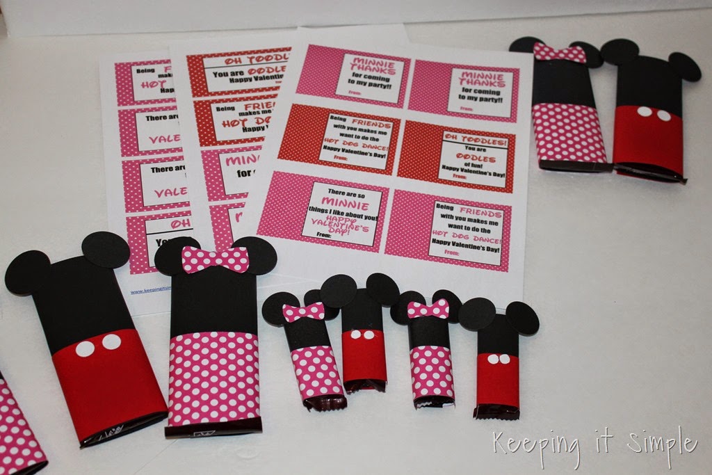 [Mickey%2520and%2520Minnie%2520Mouse%2520Candy%2520Bar%2520Valentines%2520%2520%25289%2529%255B3%255D.jpg]