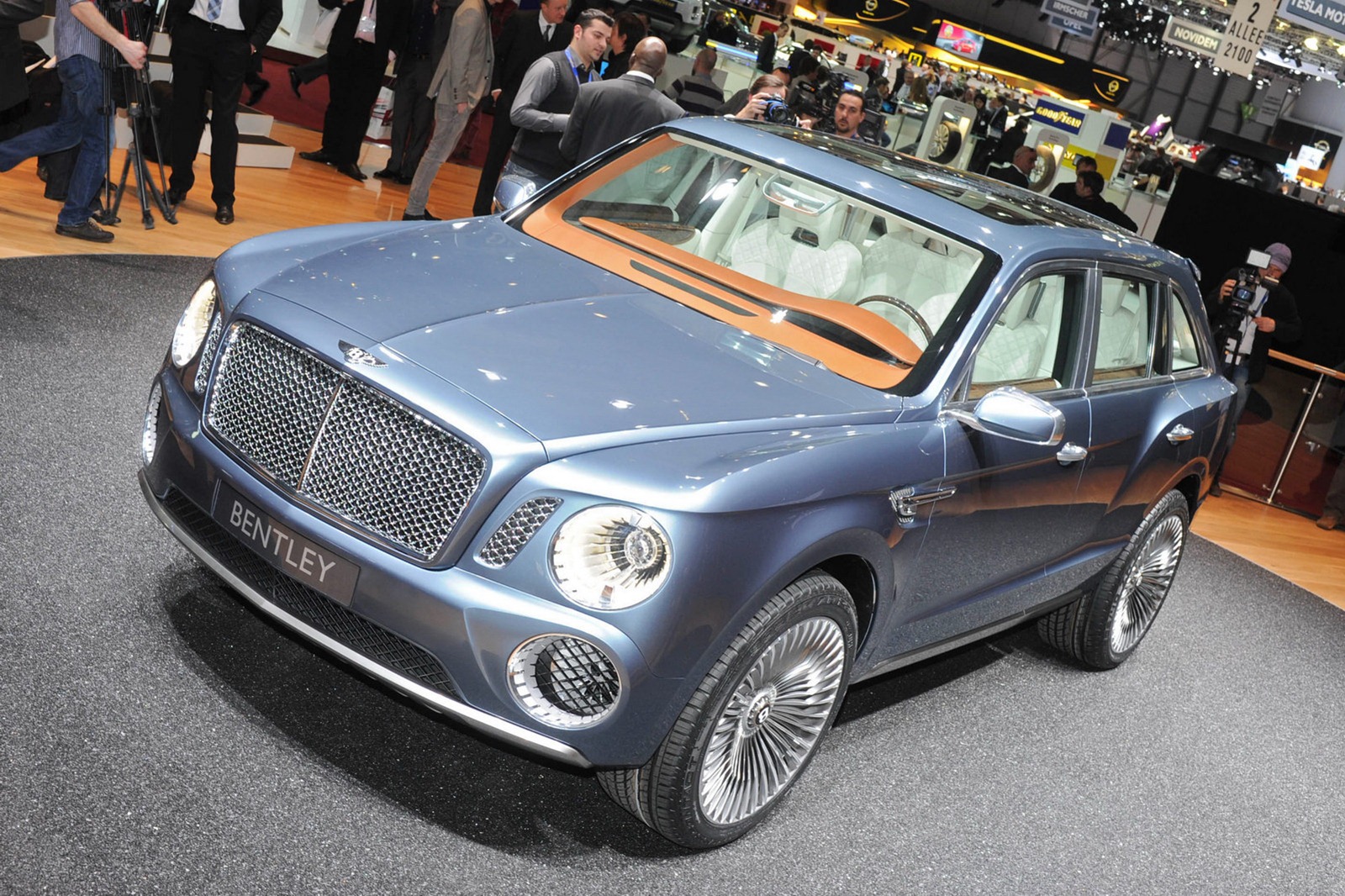 [Bentley-EXP-9-F-SUV-5%255B2%255D.jpg]