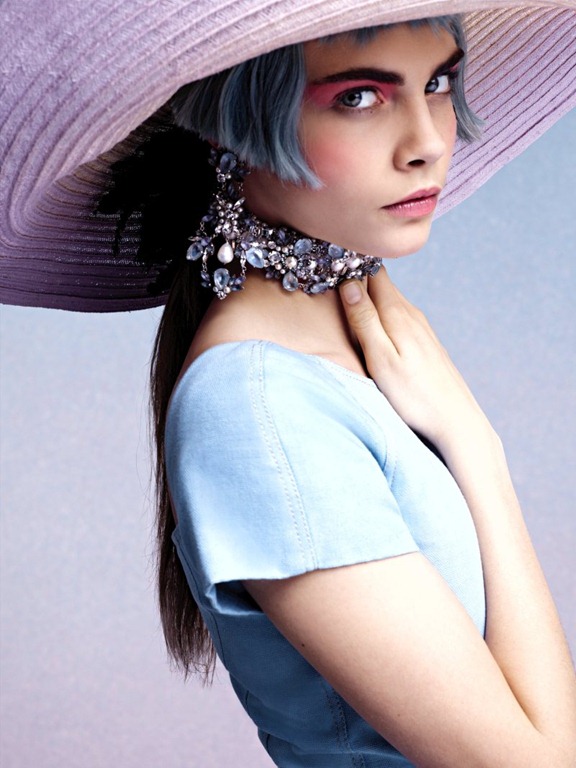 [cara-delevingne%252Bchanel%252Bcruise%252Bresort%252B2013%255B4%255D.jpg]