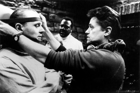 [behind-scenes-famous-movies-9%255B2%255D.jpg]