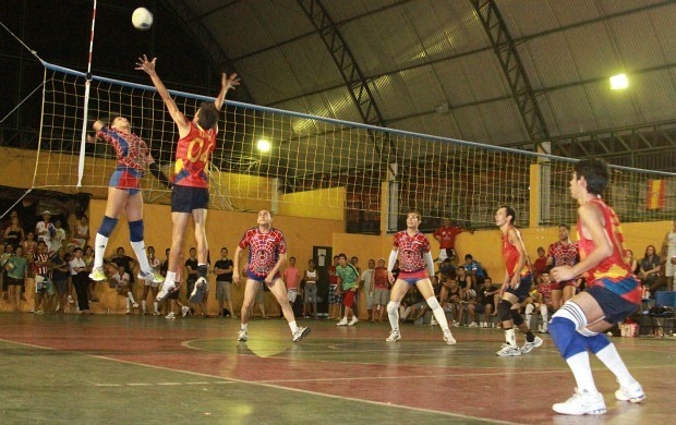 [final%2520da%252021%25C2%25AA%2520edi%25C3%25A7%25C3%25A3o%2520da%2520Liga%2520Gay%2520de%2520Voleibol%2520do%2520Amazonas%255B3%255D.jpg]