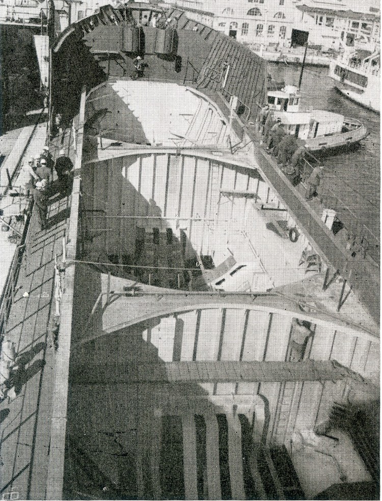Espacio para la ubicación de los tanques. Foto Ingenieria Naval. Septiembre de 1965.jpg