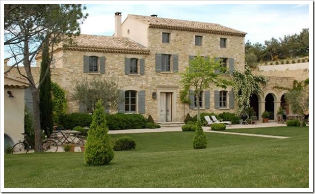 Luxury-villa-france-provence-notre-dame-01 Luxury-villa-france-provence-notre-dame-01