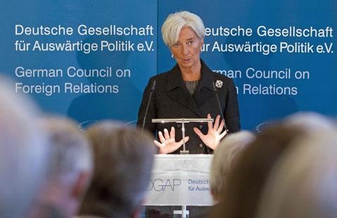 [reuters_imf_lagarde_debt_speech_480_23jan2012%255B2%255D.jpg]