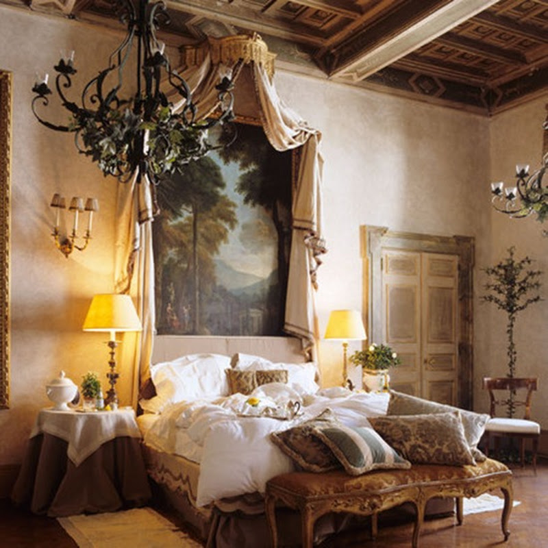 Bed canopies & drapes