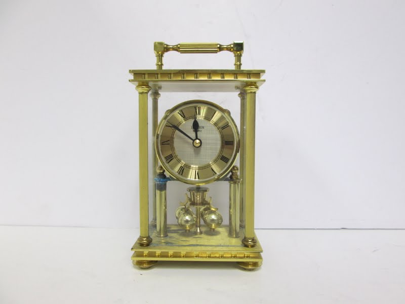 Loricron Clock