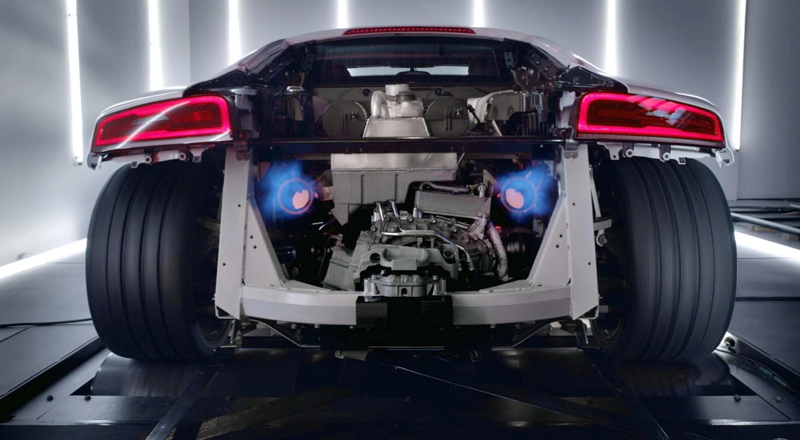 [Audi-R8-V10-3%255B2%255D.jpg]