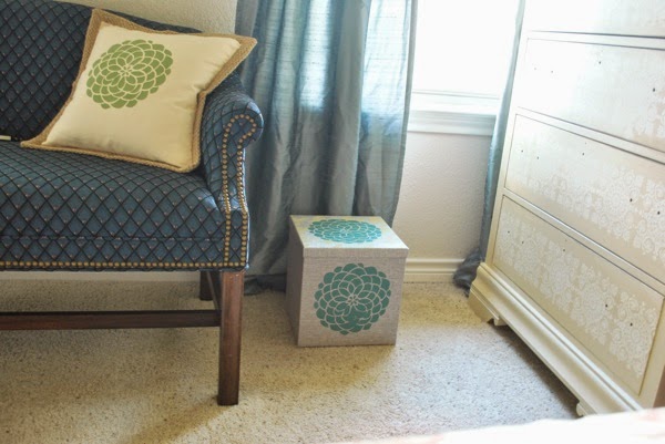 Stenciled Flower box with pillow.jpg Stenciled Flower box with pillow