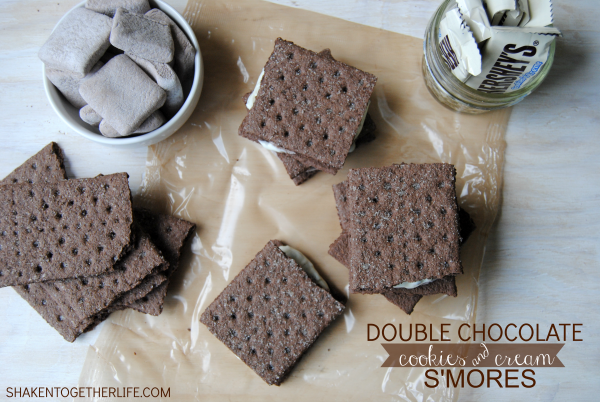 [double-chocolate-cookies-and-cream-smores2%255B4%255D.png]