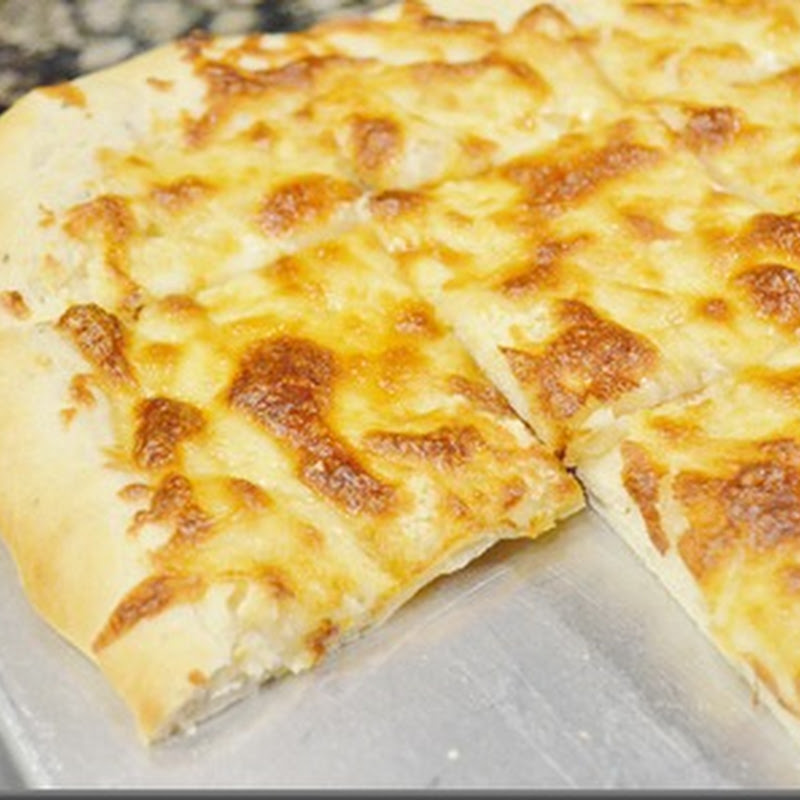 Cheesy Garlic Bread Sticks