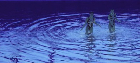 [synchronized-swimmers-underwater-1%255B2%255D.jpg]
