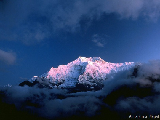 Annapurna-Nepal-1-2Z4YTLWY0L-1600x1200