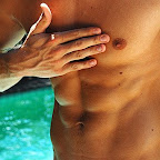 Veja esse e outros ensaios no http://www.my.opera.com/theboyv02