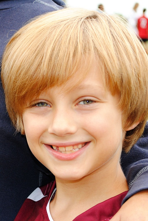 [soccer-boy%255B3%255D.jpg]