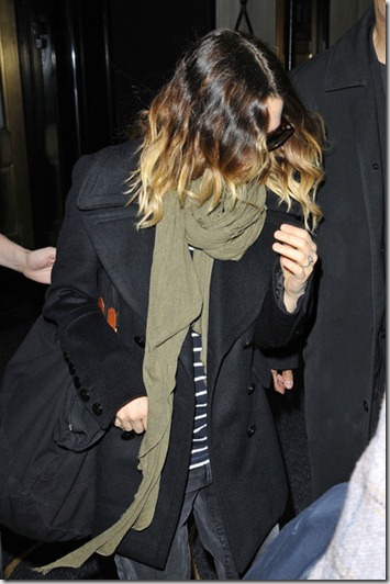 Drew Barrymore Drew Barrymore Out NYC fs5wR5bZ5JZl