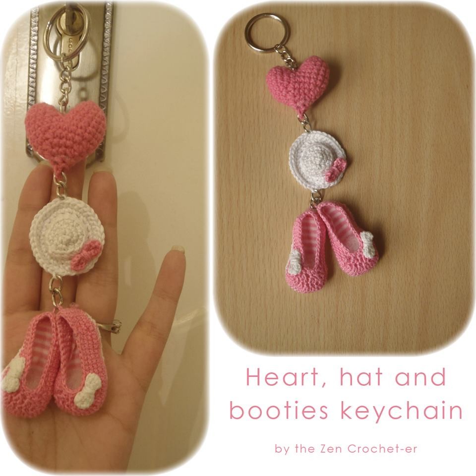 The Zen Crocheter: Hat and booties crochet keychain
