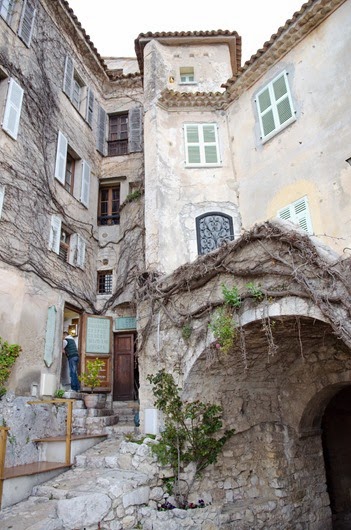 [Eze-32%255B10%255D.jpg]