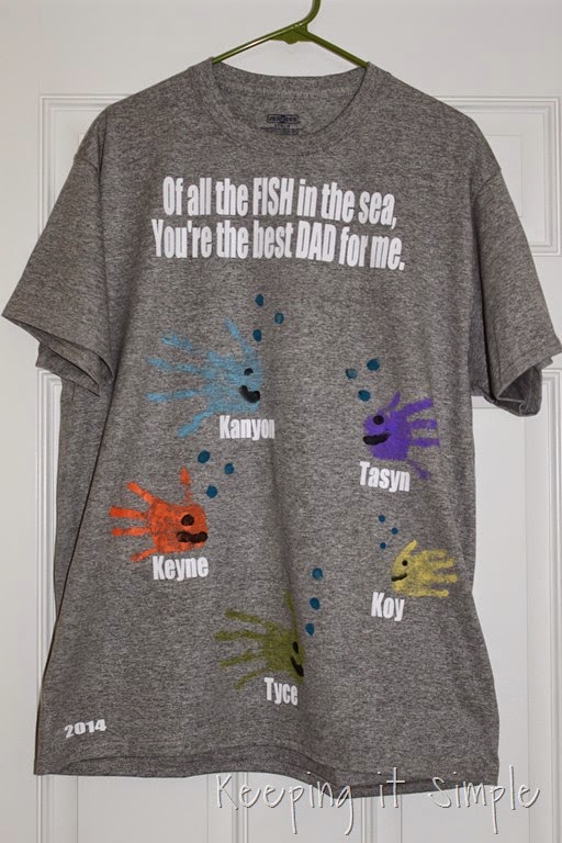 [Father%2527s-Day-Shirt-Idea-Fish-Handprint%2520%25289%2529%255B4%255D.jpg]